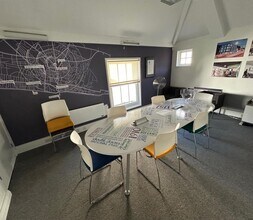 11 Upper Market St, Hove to rent Interior Photo- Image 1 of 3