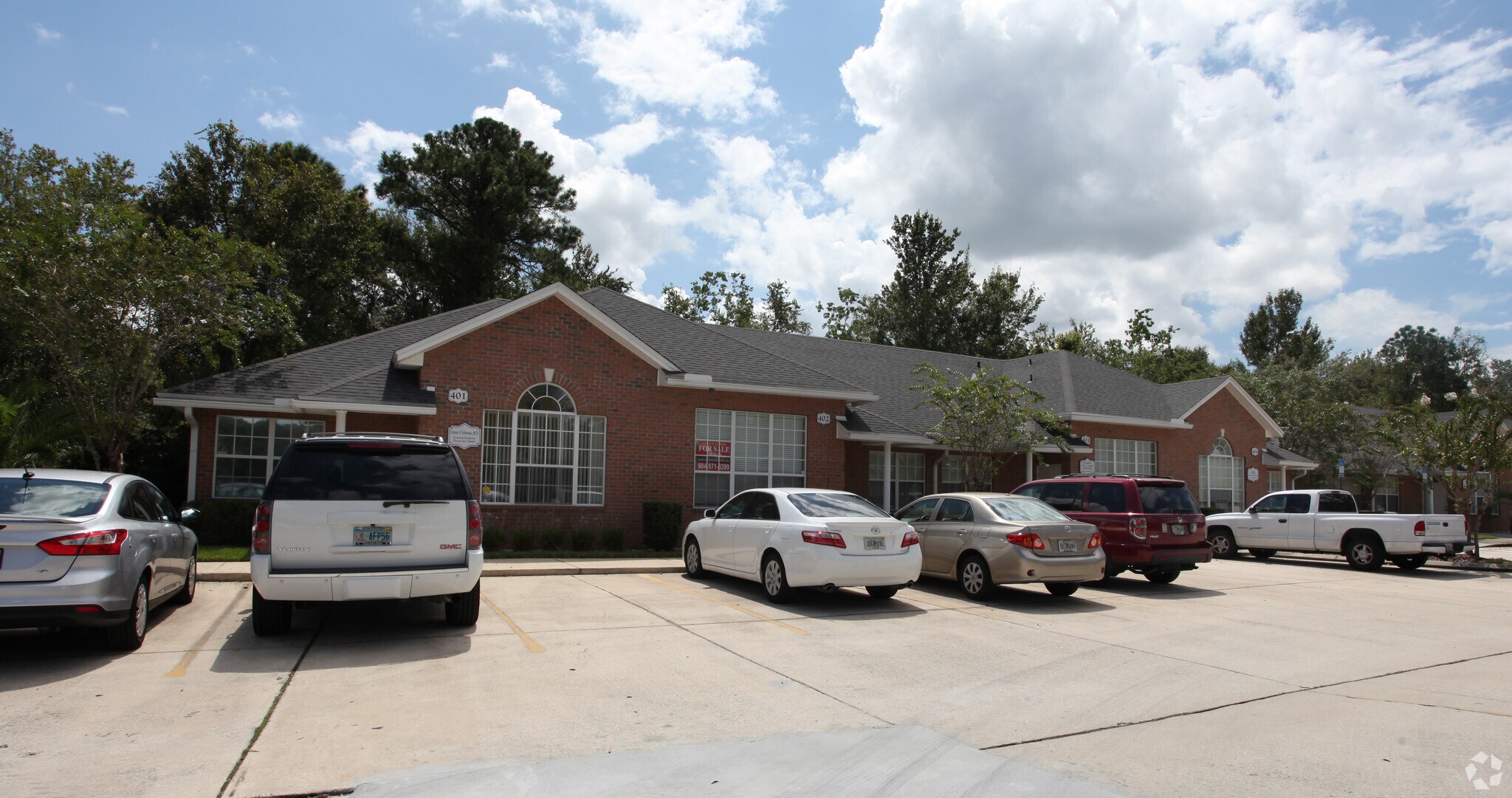 8833 Perimeter Park Blvd, Jacksonville, FL for sale Primary Photo- Image 1 of 1
