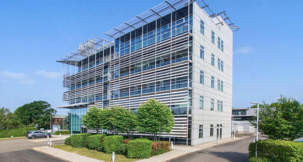 1 Langston Rd, Loughton for sale Primary Photo- Image 1 of 1