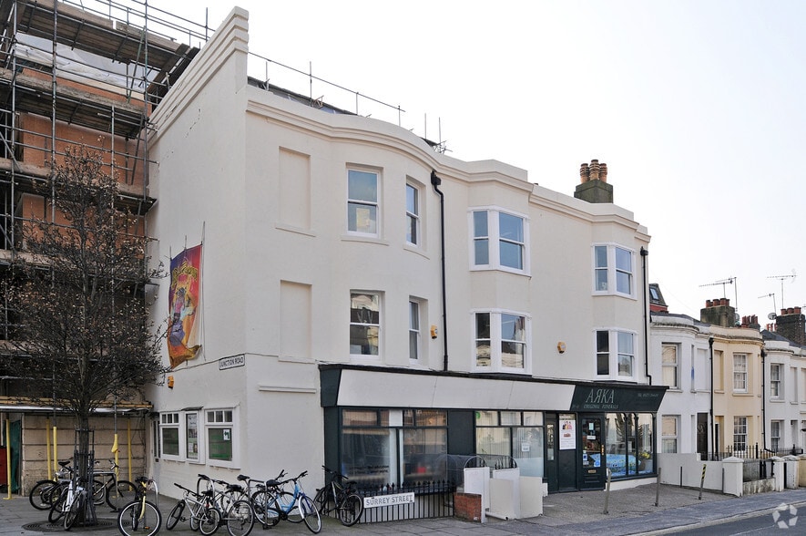 Office in 39-41 Surrey St, Brighton to rent - Building Photo - Image 3 of 4