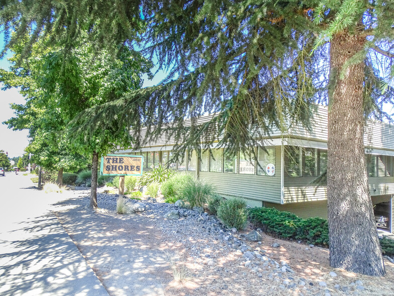 19530 International Blvd, Seatac, WA for rent - Building Photo - Image 1 of 5