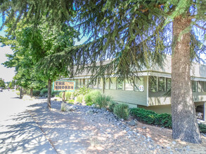 19530 International Blvd, Seatac, WA for rent Building Photo- Image 1 of 6