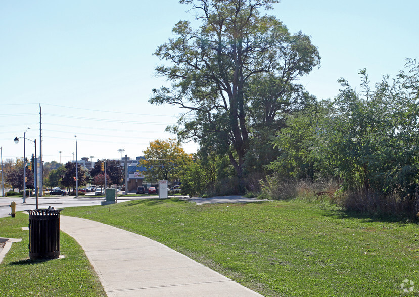 72-80 Bayly St W, Ajax, ON for sale - Building Photo - Image 3 of 3