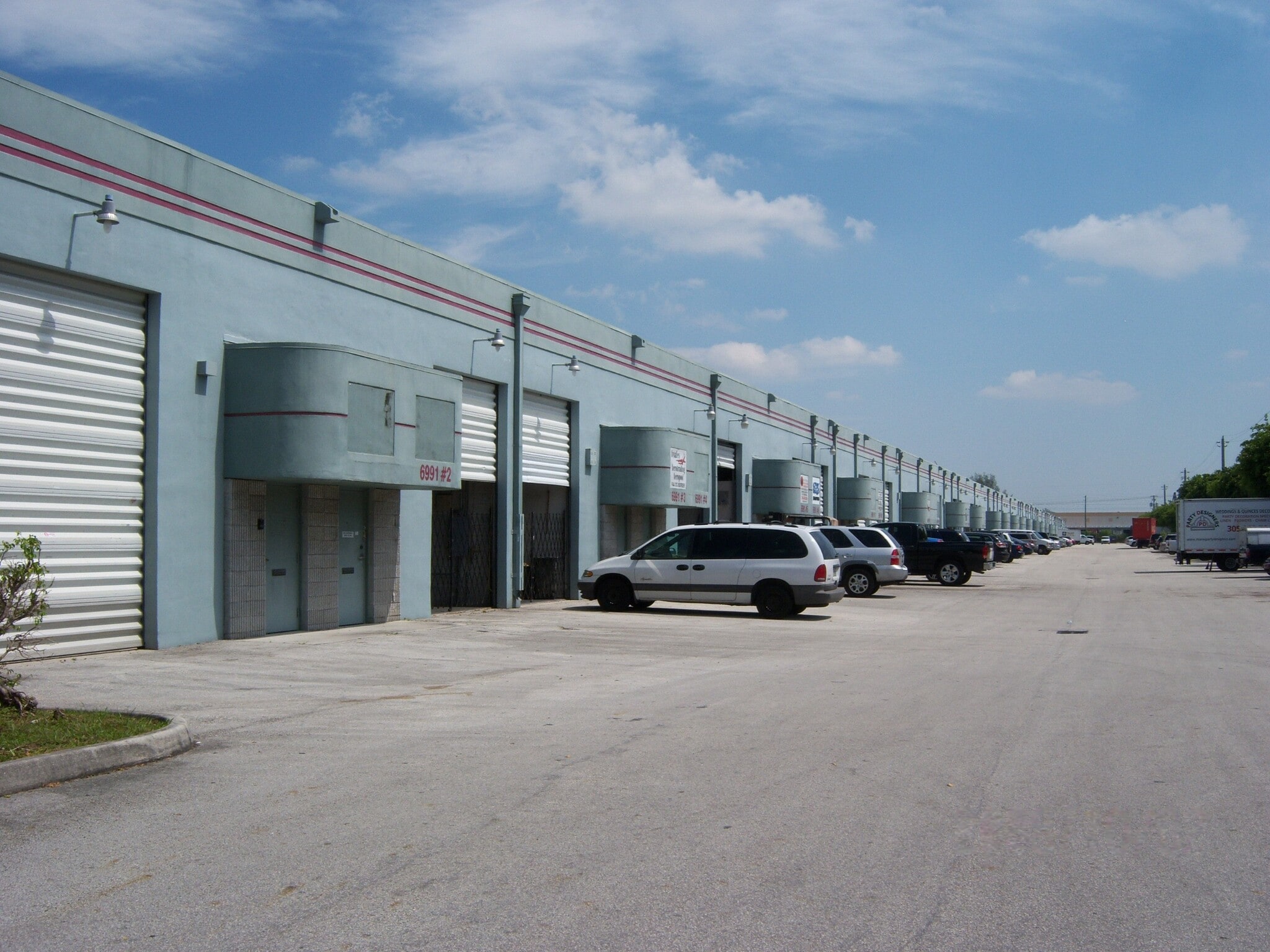 6991-6995 NW 82nd Ave, Miami, FL to rent Building Photo- Image 1 of 10