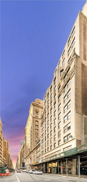15 W 39th St, New York, NY to rent - Building Photo - Image 3 of 7