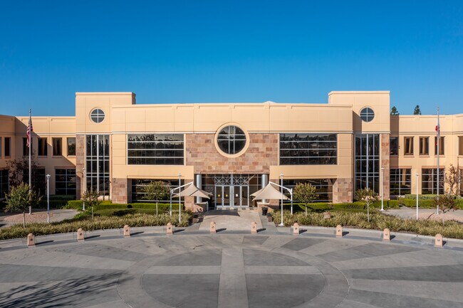 More details for 915 W Imperial Hwy, Brea, CA - Office / Medical to Rent