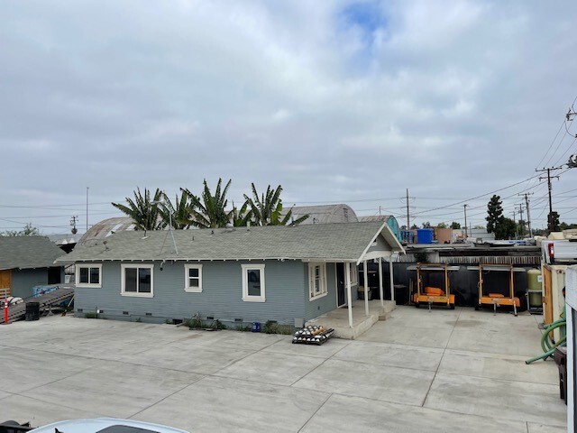 2626 S Orange Ave, Santa Ana, CA for sale - Building Photo - Image 2 of 13