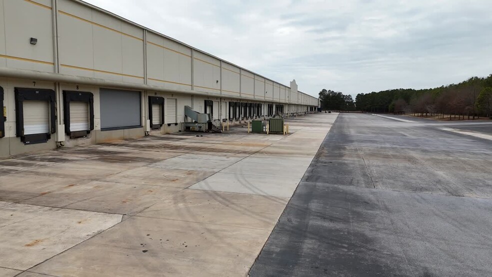 237 Greenwood Industrial Ct, Mcdonough, GA for rent - Commercial Listing Video - Image 3 of 22