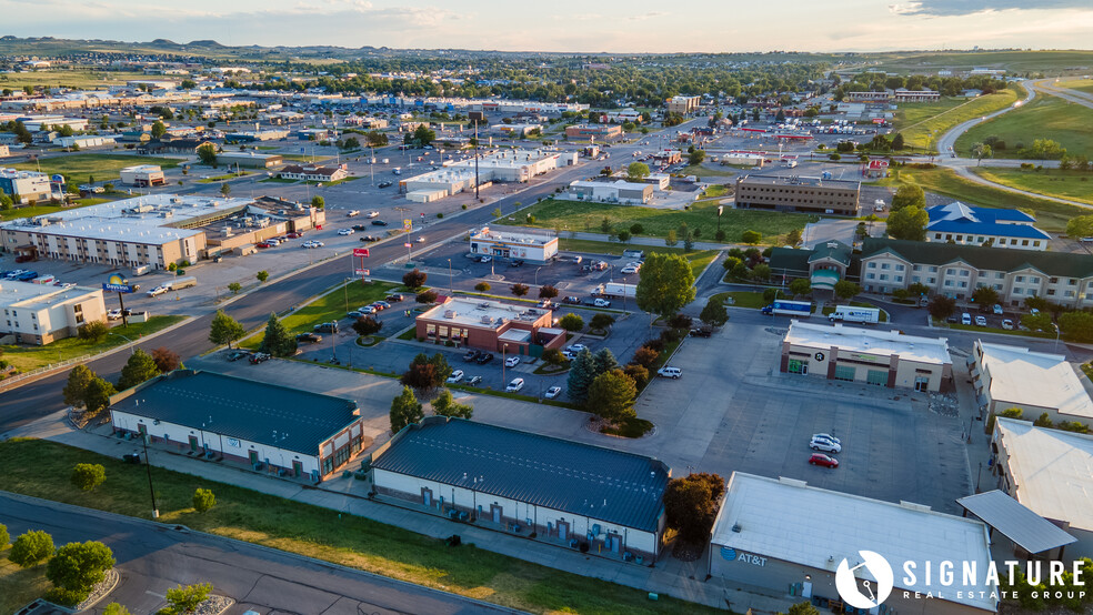 1103 E Boxelder Rd, Gillette, WY for sale - Building Photo - Image 2 of 21