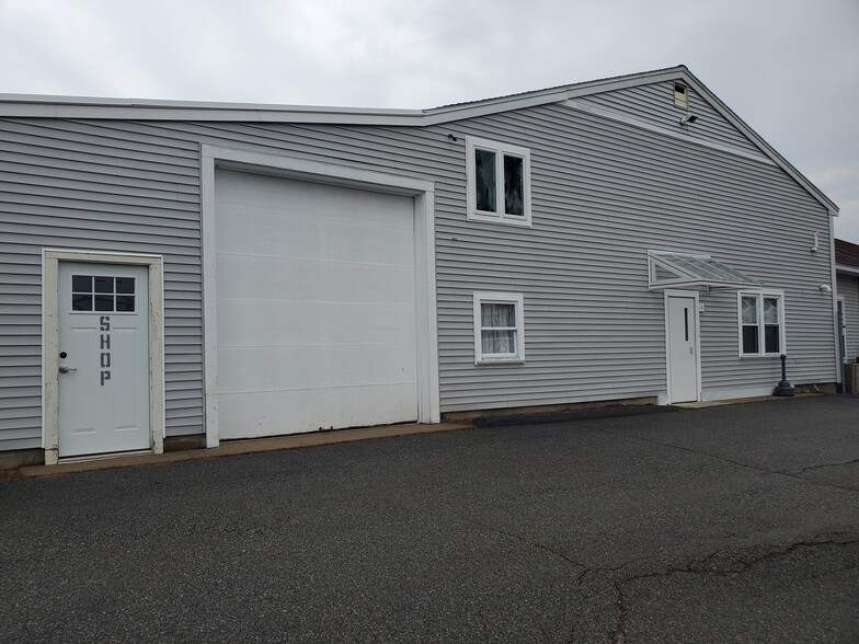 114 Turnpike Rd, Chelmsford, MA for rent - Building Photo - Image 1 of 9