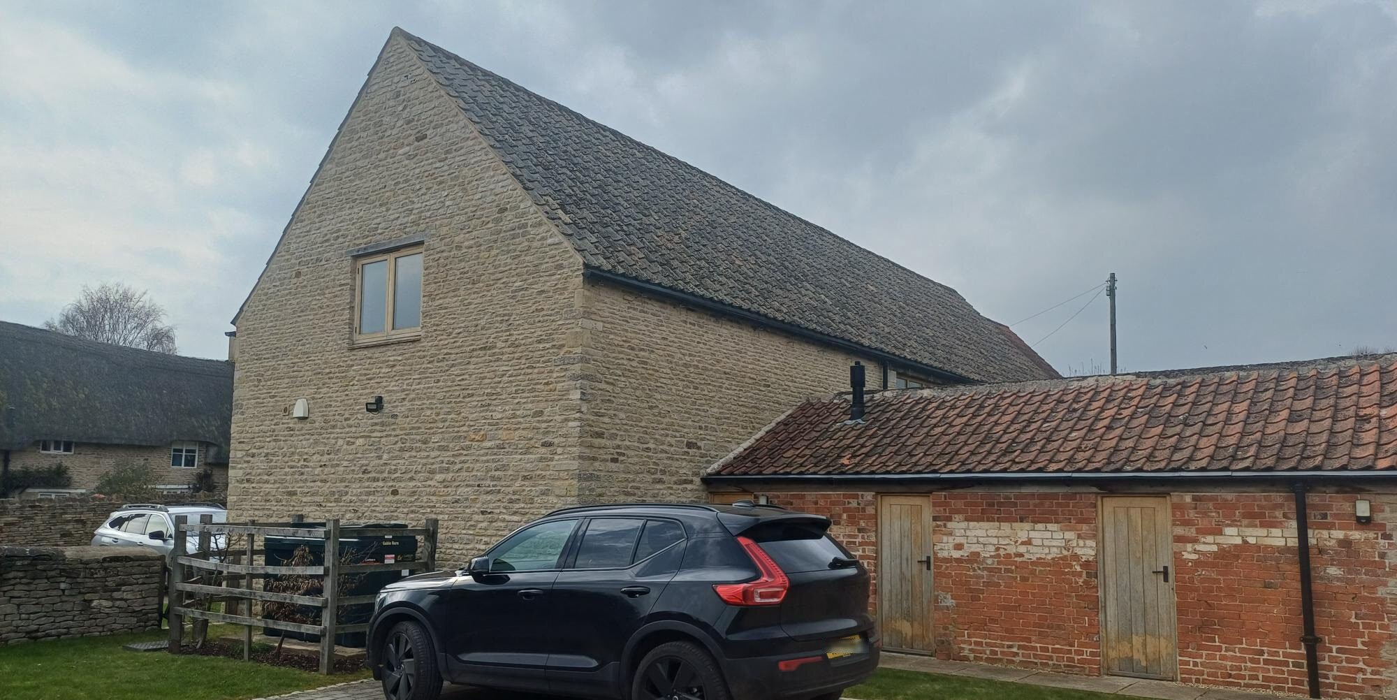 Dovecote Yard, Peterborough to rent Building Photo- Image 1 of 3