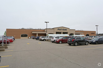 1010 N Rochester St, Mukwonago, WI for sale Primary Photo- Image 1 of 1