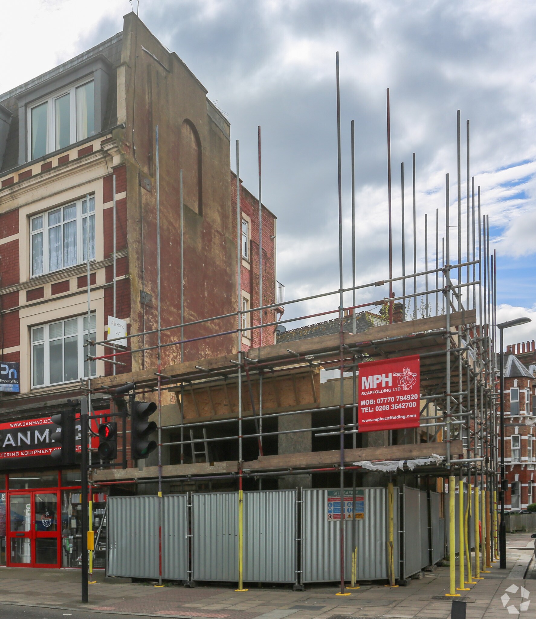 10 Vicarage Para, London for sale Primary Photo- Image 1 of 1