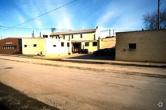 More details for 18624 Syracuse Ave, Cleveland, OH - Industrial for Sale