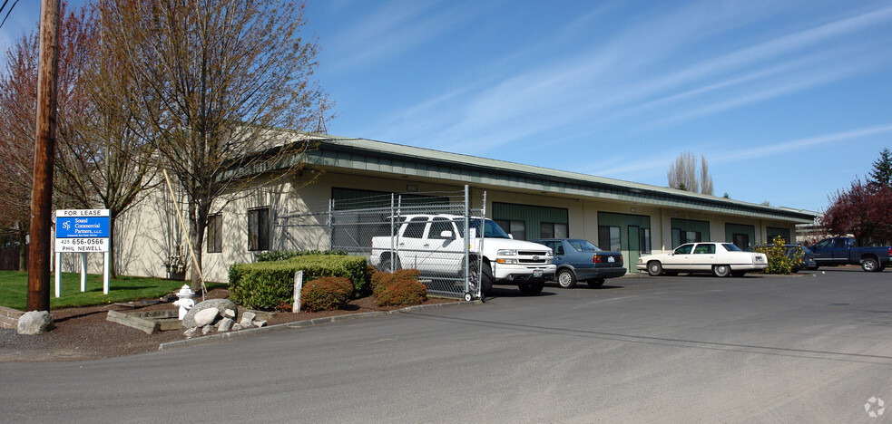 8602-8612 S 222nd St, Kent, WA for rent - Building Photo - Image 3 of 12