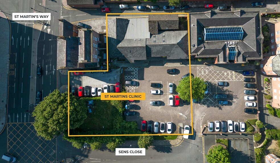 St. Martins Way, Chester to rent - Building Photo - Image 2 of 10