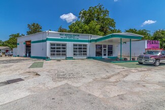 More details for 211 N Business Ih 35, New Braunfels, TX - Light Industrial for Sale