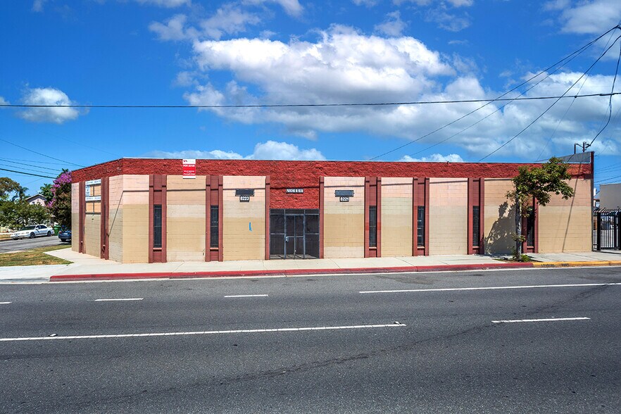 12561-12563 Persing Dr, Whittier, CA for sale - Building Photo - Image 2 of 67