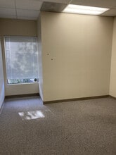 3075 Citrus Cir, Walnut Creek, CA to rent Interior Photo- Image 1 of 7