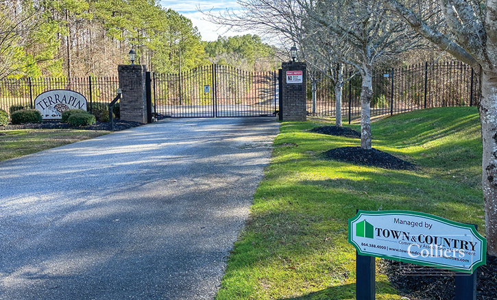 Terrapin Pointe Road Rd, Hodges, SC for sale - Primary Photo - Image 3 of 14