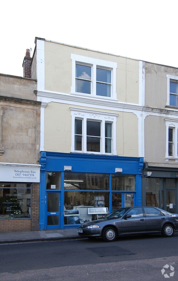 26 Chandos Rd, Bristol BS6 6PF UK