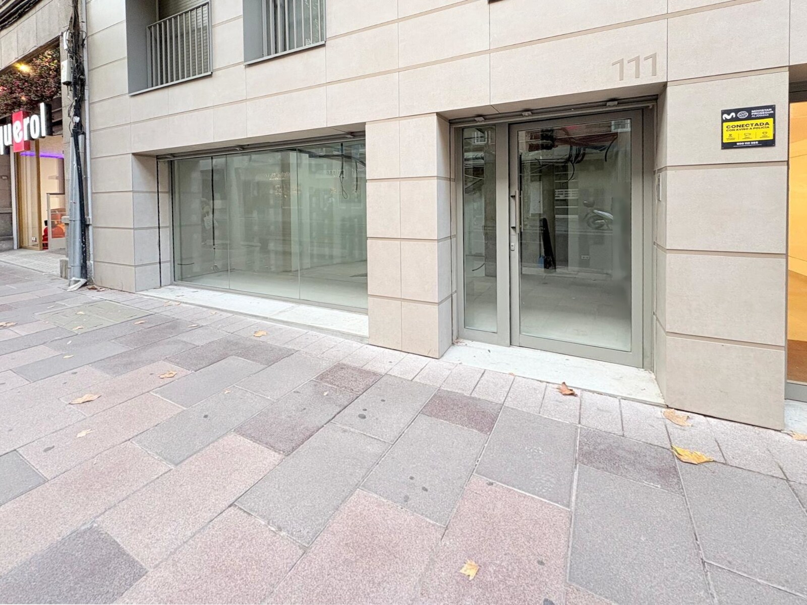 Retail in Sabadell, Barcelona to rent Primary Photo- Image 1 of 3