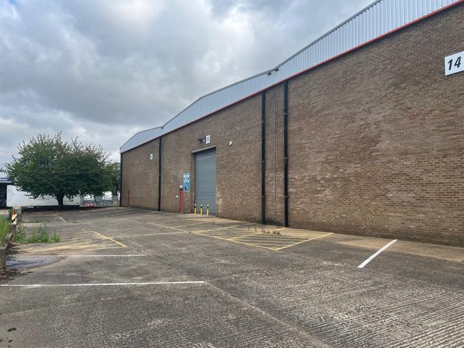 Eldon Way, Crick to rent Building Photo- Image 1 of 7