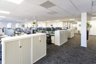 17-21 Maxwell Pl, Stirling to rent Interior Photo- Image 2 of 3