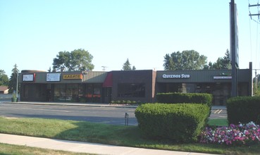 33600-33610 7 Mile Rd, Livonia, MI for sale Building Photo- Image 1 of 1