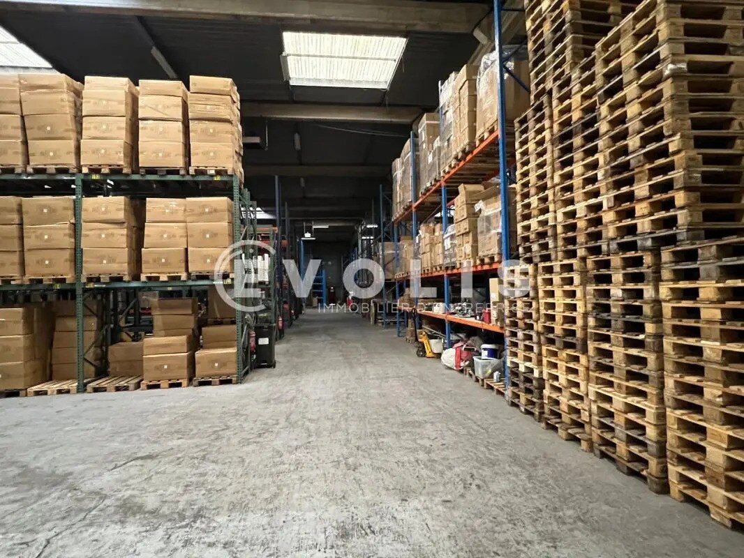 Light Industrial in Chennevières-sur-Marne to rent Interior Photo- Image 1 of 9