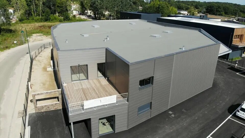 Light Industrial in Pompignac for sale - Building Photo - Image 3 of 10