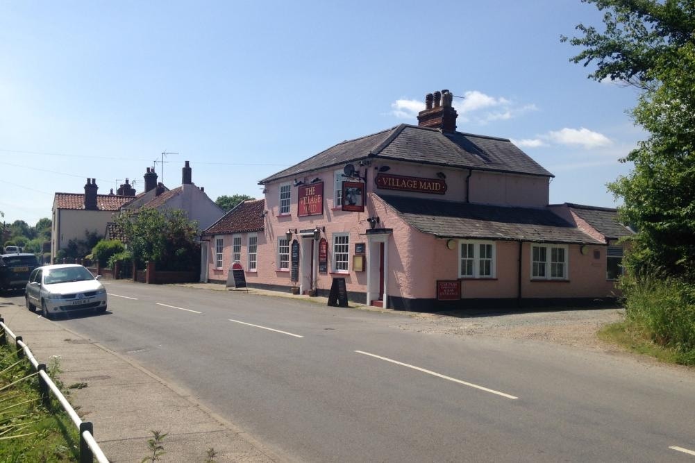 71 The Street, Lowestoft to rent Primary Photo- Image 1 of 3