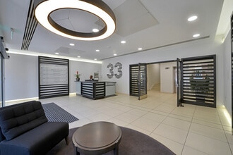 33 Park Pl, Leeds to rent Interior Photo- Image 1 of 5