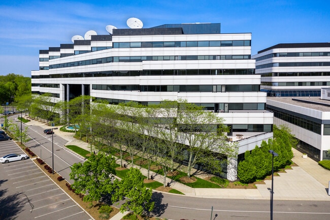 More details for 300-500 Frank W Burr Blvd, Teaneck, NJ - Office, Office / Medical to Rent