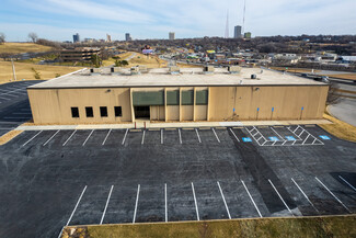 More details for 1211 W Cambridge Circle Dr, Kansas City, KS - Industrial for Rent