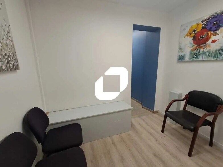 Office in Bordeaux to rent - Interior Photo - Image 3 of 5