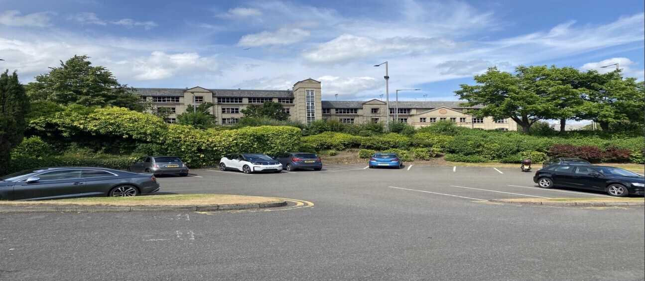 Wellgreen Pl, Stirling for sale Building Photo- Image 1 of 1