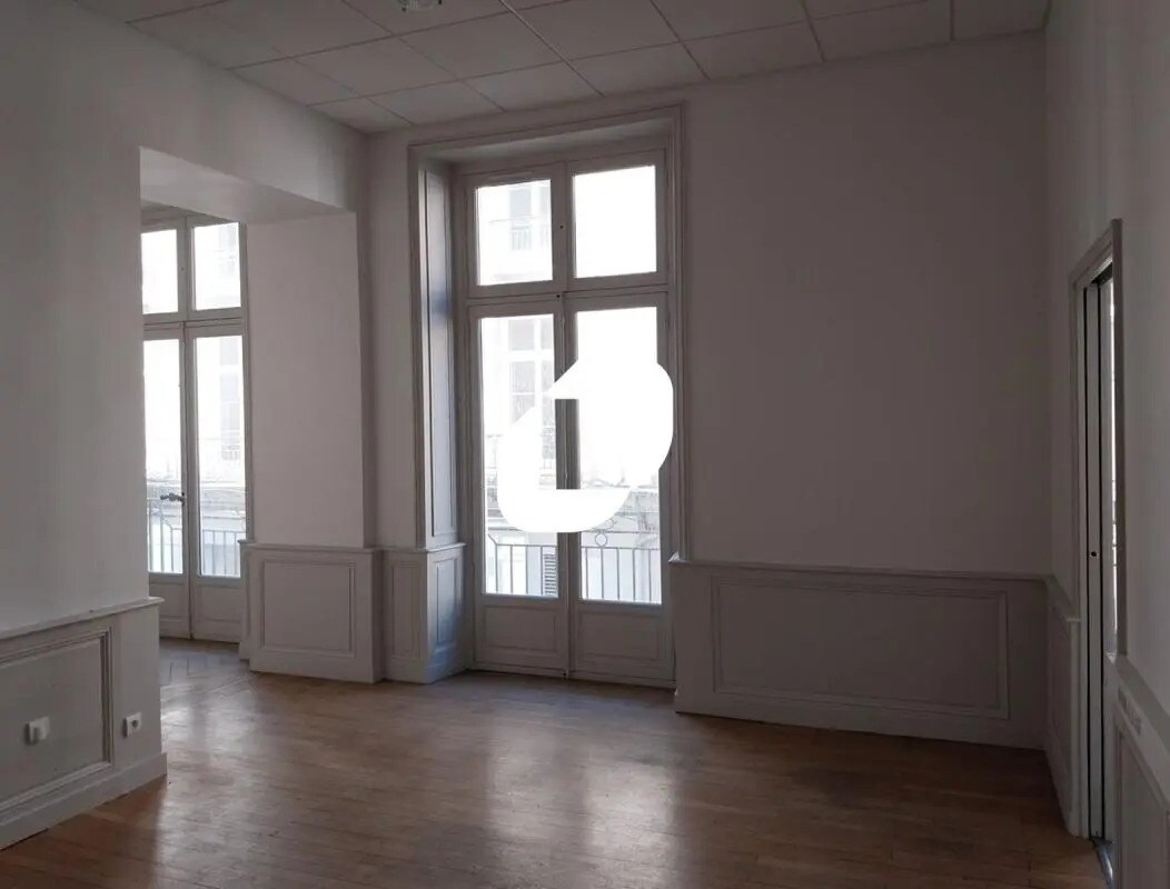 Office in Nantes to rent Interior Photo- Image 1 of 7