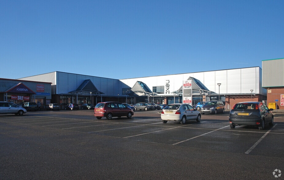 Phoenix Park Way, Corby for sale - Primary Photo - Image 1 of 1