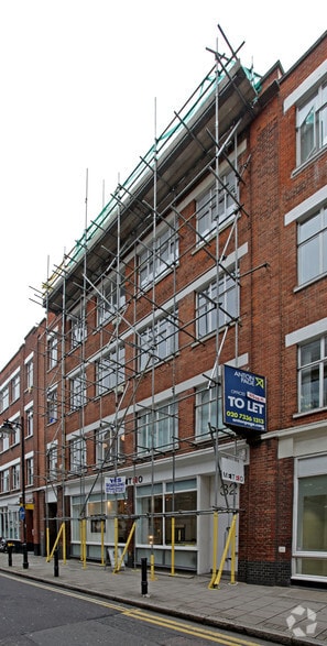 32 Great Sutton St, London to rent - Building Photo - Image 2 of 5