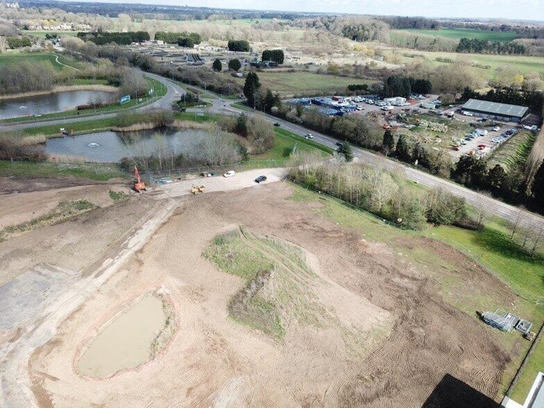 Tournament Fields, Warwick for sale - Primary Photo - Image 1 of 1