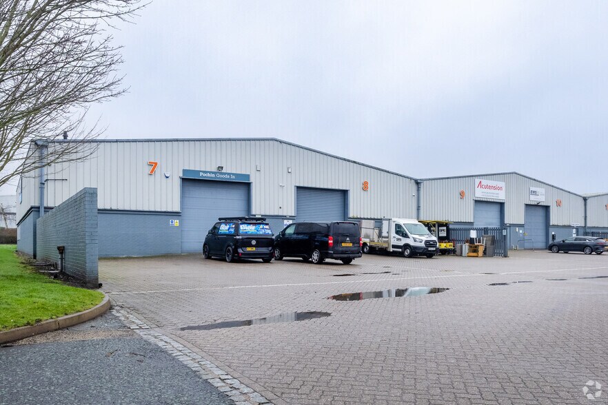 Hortonwood 33, Telford to rent - Building Photo - Image 1 of 2