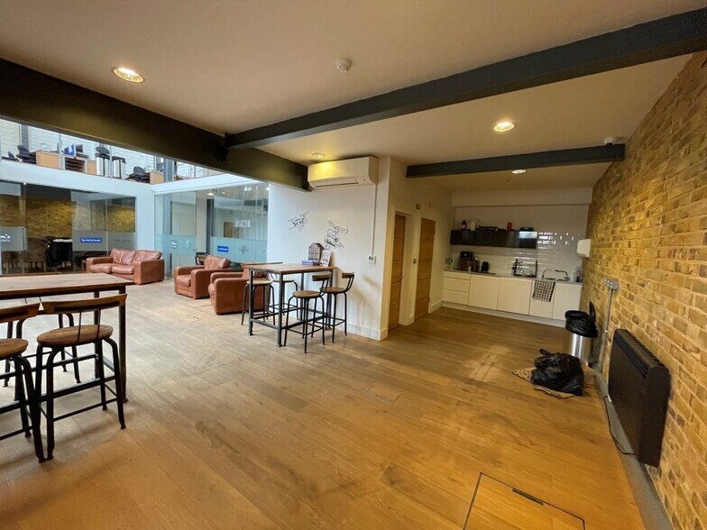 Anchor St, Chelmsford for sale - Interior Photo - Image 3 of 5