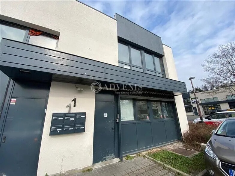 Office in Créteil to rent - Building Photo - Image 1 of 11