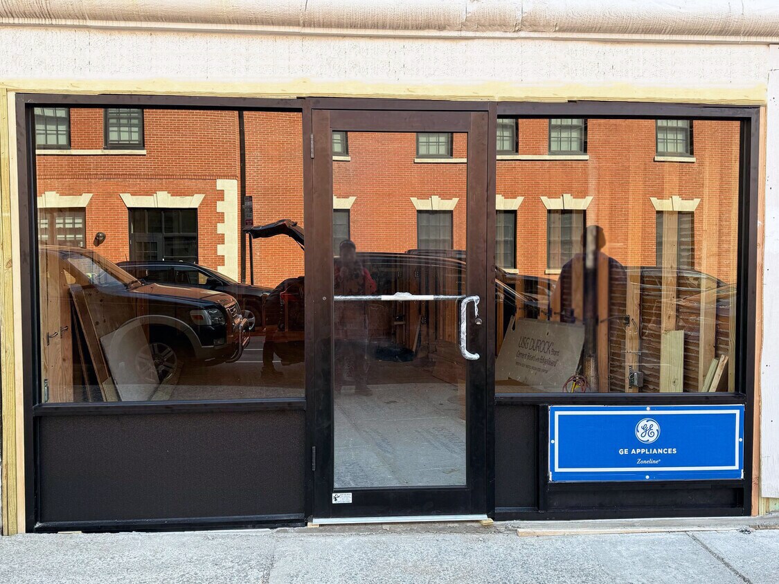 2801 John F Kennedy Blvd, Jersey City, NJ to rent Interior Photo- Image 1 of 3