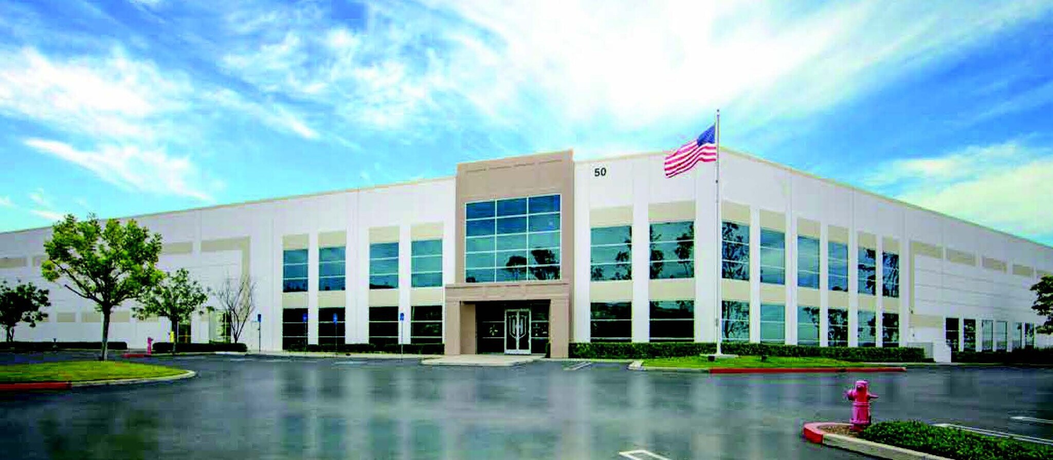 50 Icon, Foothill Ranch, CA for sale Primary Photo- Image 1 of 1