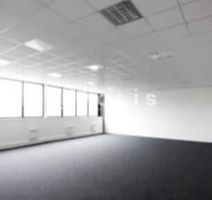 Light Industrial in Lisses to rent Interior Photo- Image 2 of 2