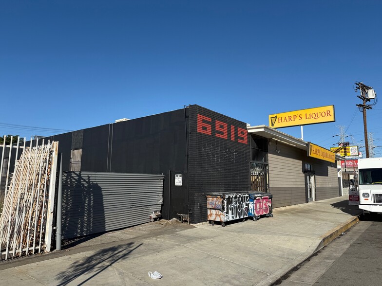 6917-6919 Lankershim Blvd, North Hollywood, CA for rent - Building Photo - Image 1 of 16