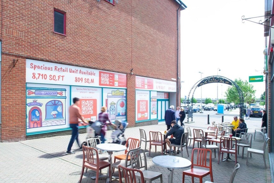 Market Quay, Fareham to rent - Building Photo - Image 2 of 3