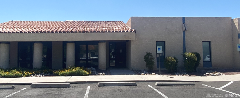 2260 N Rosemont Blvd, Tucson, AZ for rent - Building Photo - Image 1 of 1